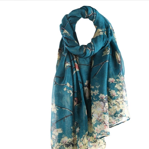 Accessories - Beautiful cotton linen bird scarves